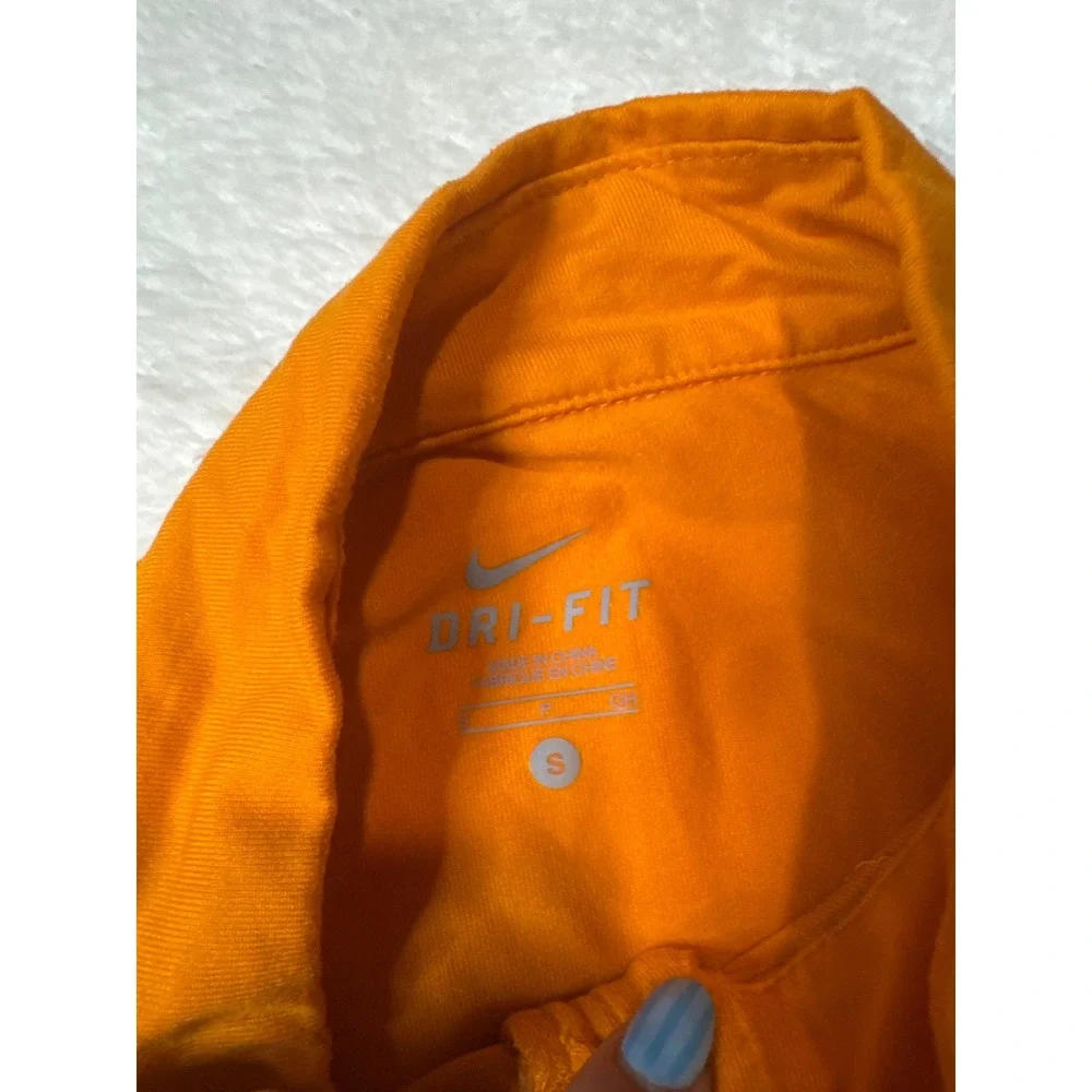 Nike Dri-FIT Quarter Zip Pullover Women Small Orange Excellent Long Sleeve Top